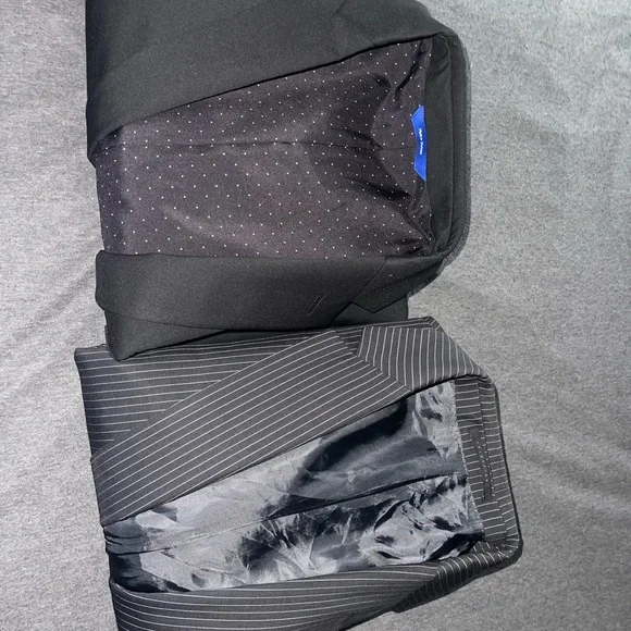 Bundle of Two Blazer Hugo Boss and Apt 9 size 42L